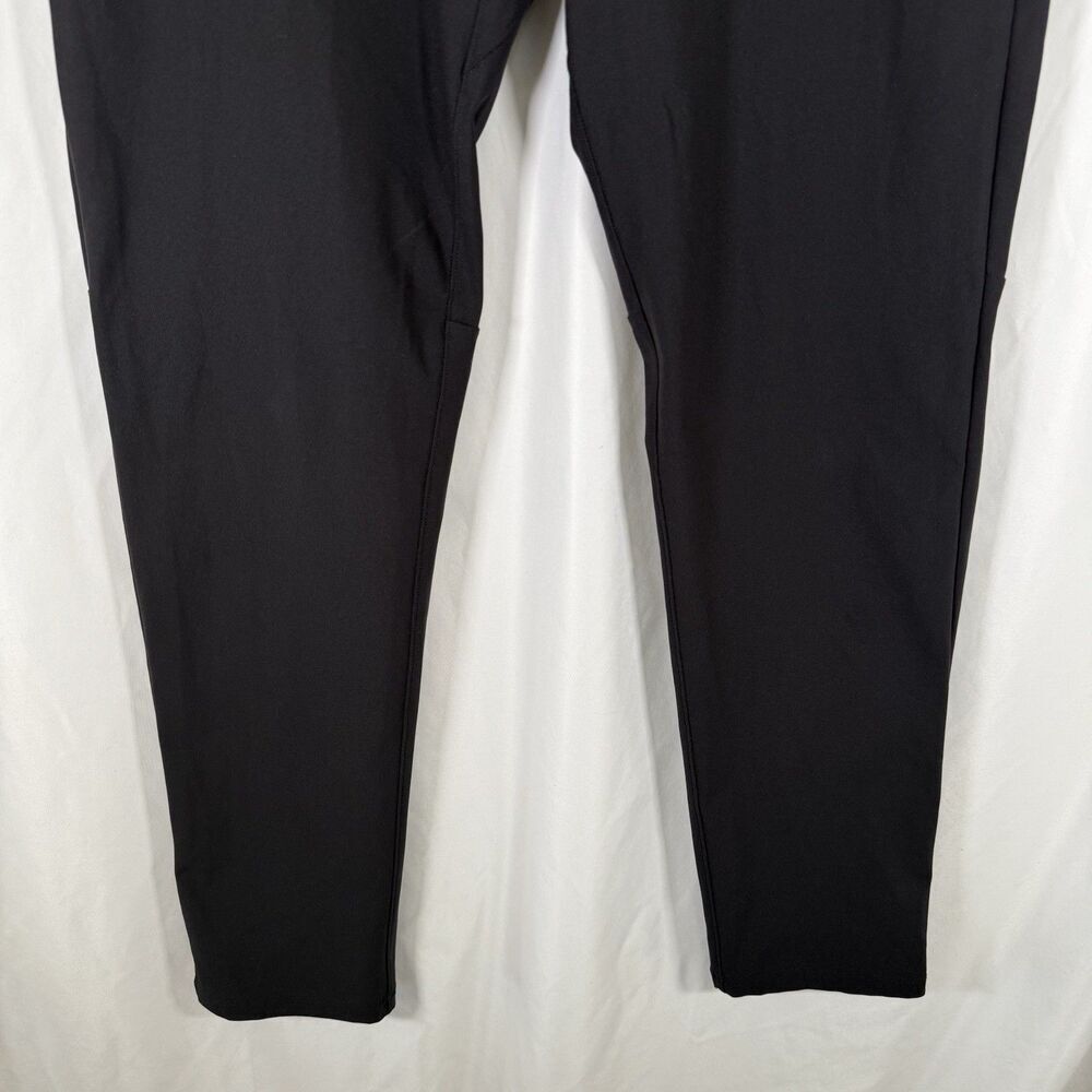 Lululemon Pants Men's 31 Solid Black Pockets Zip Pocket Button Zip Active - Picture 3 of 11